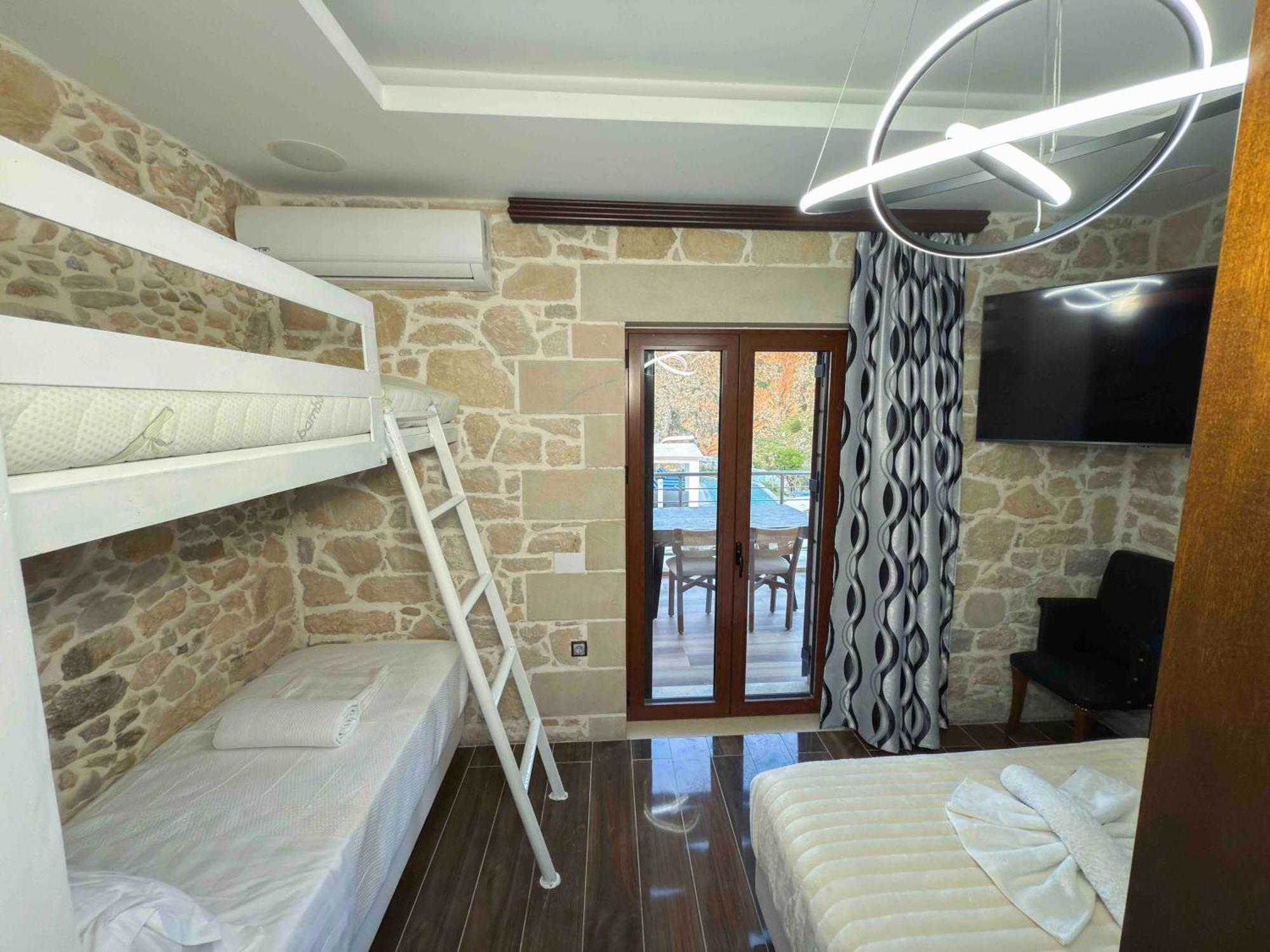 Villa Rokka Luxe: Premium Amenities & Entertainment Oasis Kissamos Exterior photo